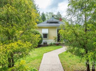 110 Enthoffer St, Black Mountain, NC 28711