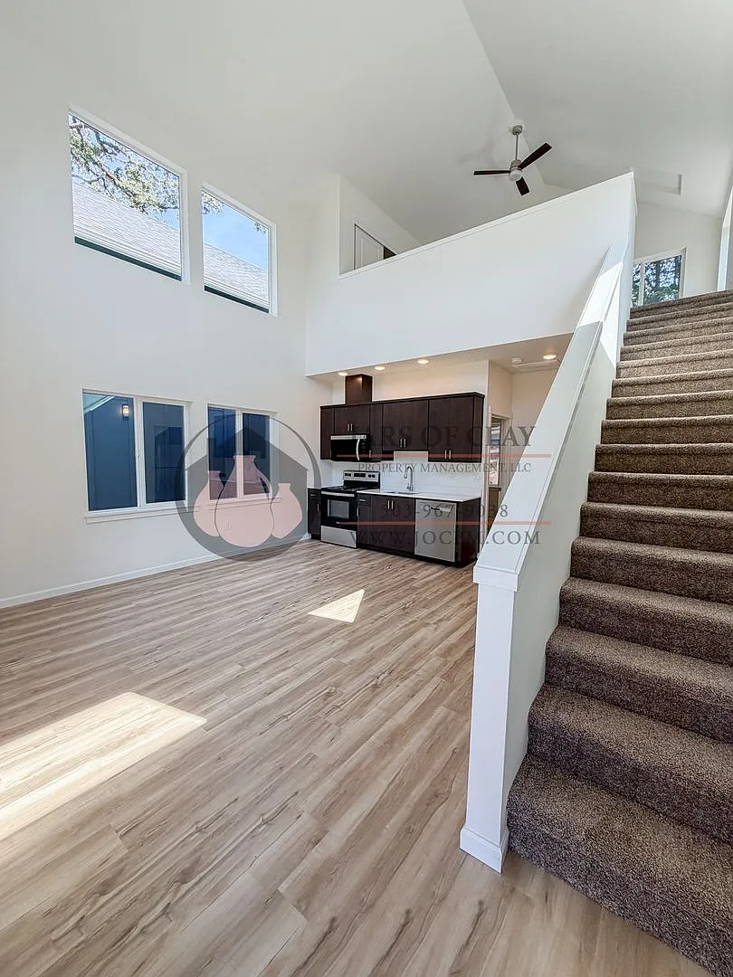 South Salem Cottage - New Construction - Move-in Ready! — Photo 2