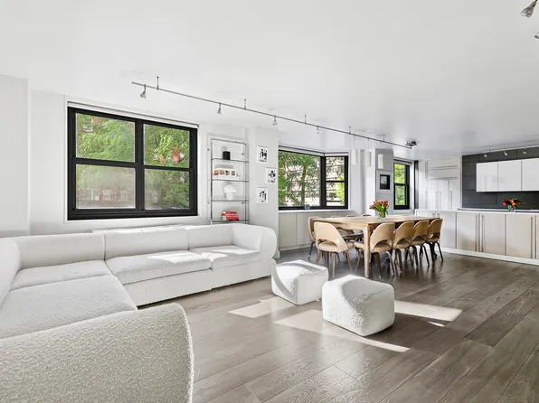 200 East 90th Street 2GH image 1 of 12