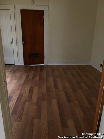 1st image of 1026 E Drexel Ave #1028