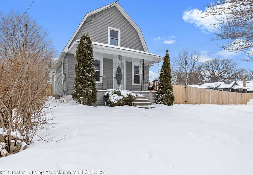 1st image of 326 Douglas Ave