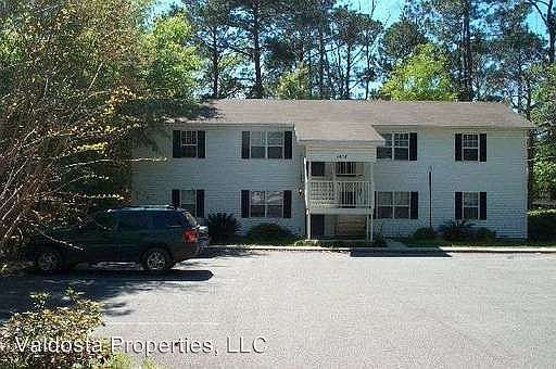 1st image of 1610 Iola Dr APT 2