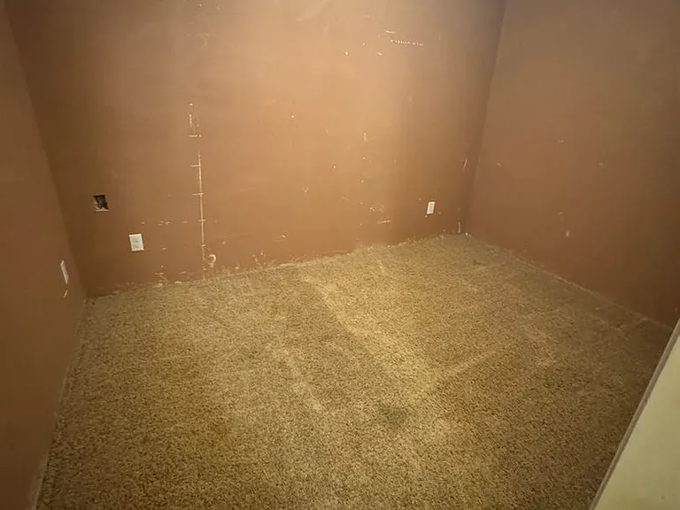 712 47th Avenue Ct — Photo 16