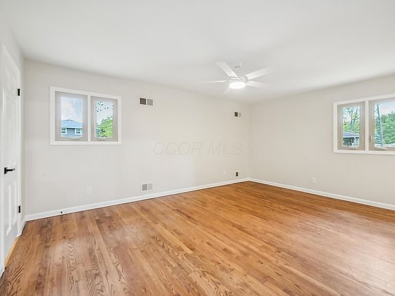 5th image of 300 Old Trail Dr