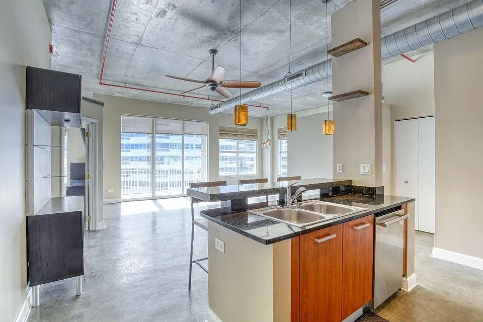 2 bed, 2.0 bath, 1146 sqft, $3,250 — Photo 4