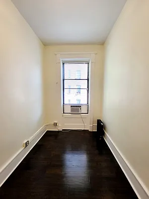 Rented by Esra Realty | media 7