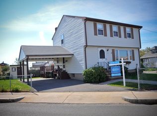 77 Tafts Ave, Winthrop, MA 02152