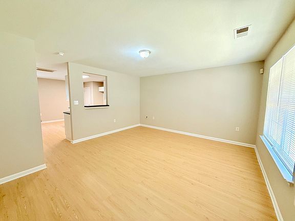 2nd image of 2219 Gooseberry Rd