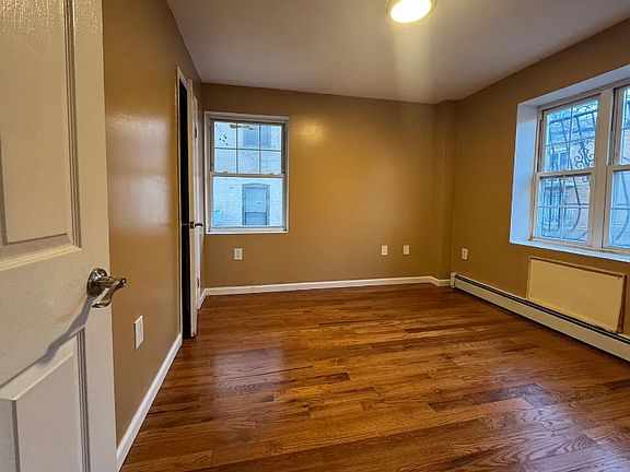 5th image of 590 E 178th St Floor 2