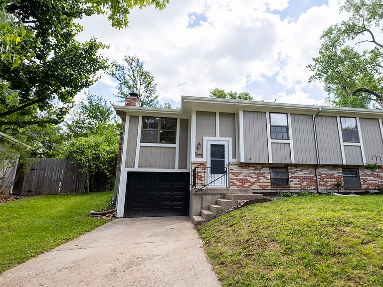 8659 Riggs St — Photo 17