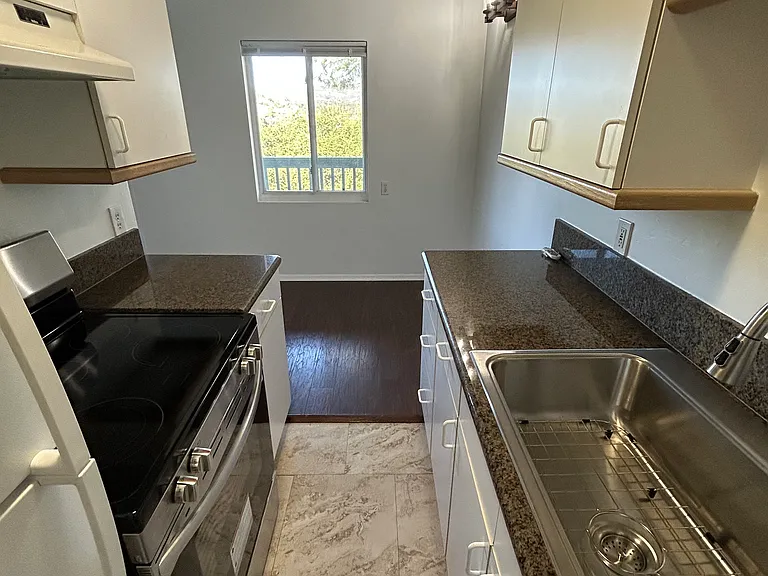 2073 Monte Vista Dr #2073 — Photo 8