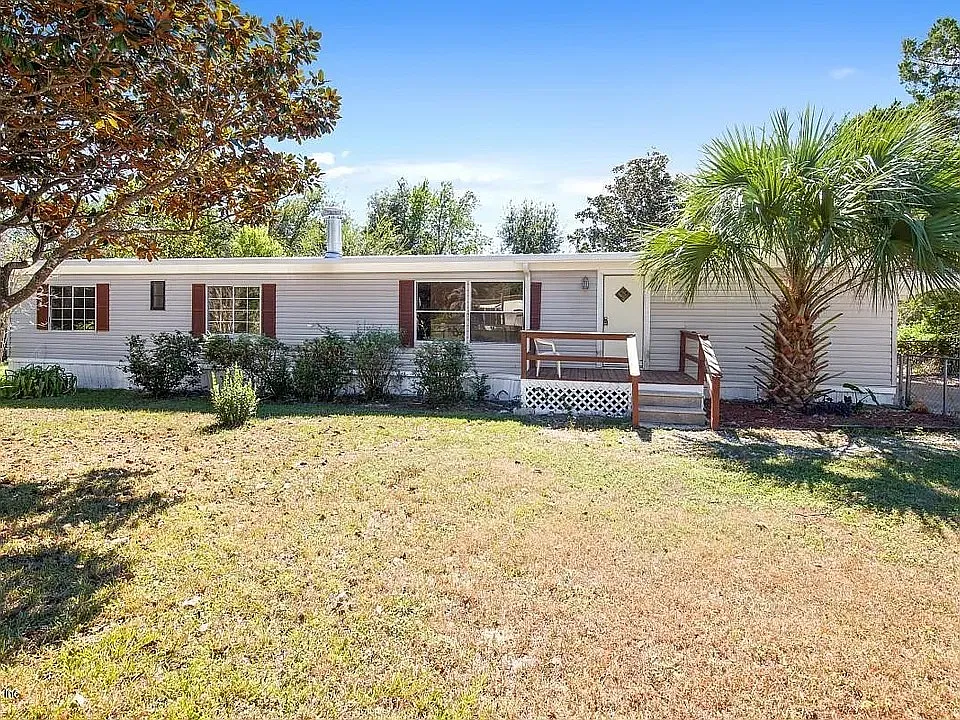 4 bed, 1904 sqft, $1,995 — Photo 1