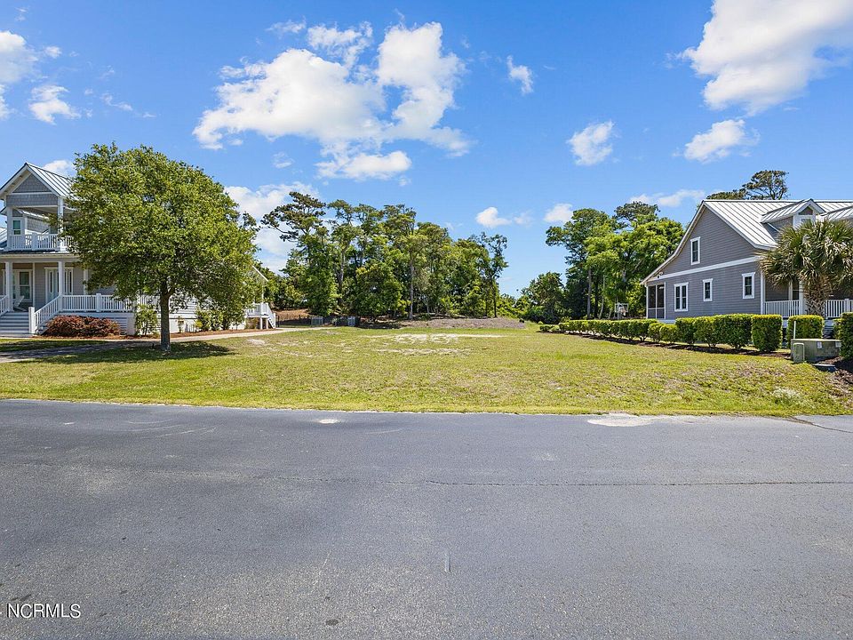 1st image of 418 Sunrise Court