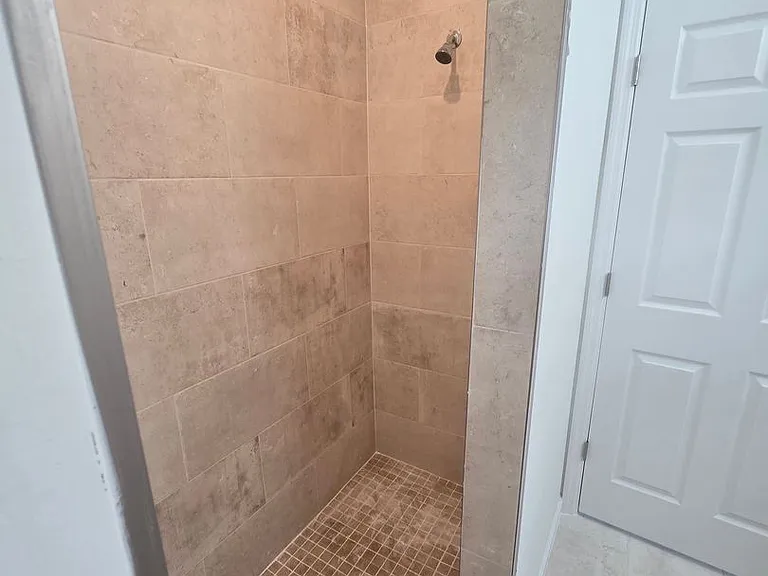 53 Joan Ave S — Photo 13