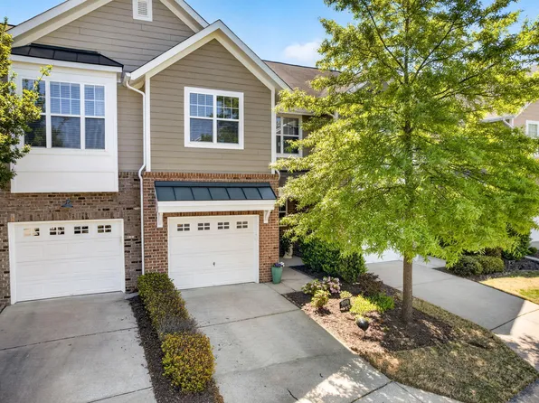 9110 Bunnwood Ln, Raleigh, NC 27617