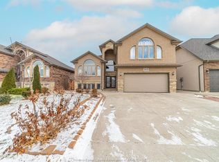 3078 Troup Cres, Windsor, ON N8R0A5