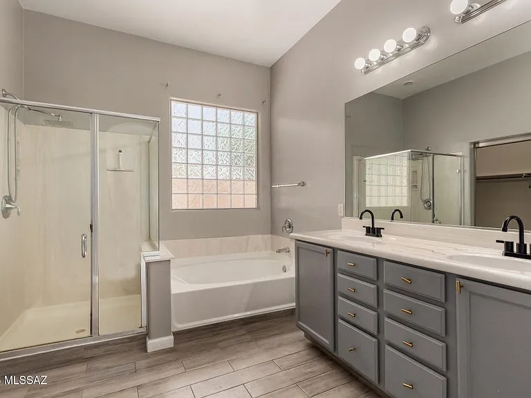 12842 N Westminster Dr — Photo 6