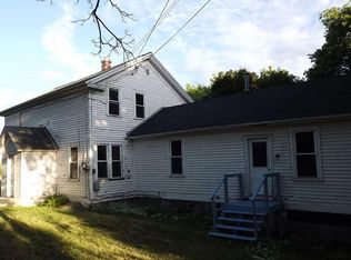 706 Weldon St, Hancock, MI 49930