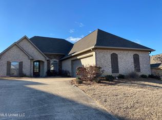 503 E Cowan Creek Cv, Brandon, MS 39047