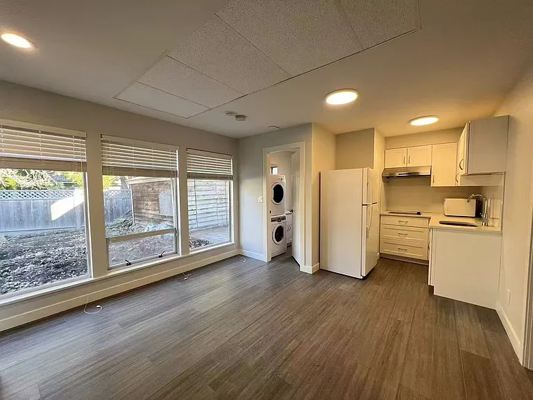 6011 Livingstone Pl — Photo 10