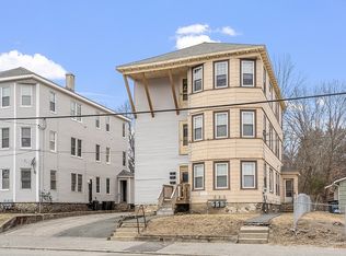 128 Stafford St, Worcester, MA 01603