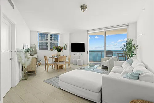 2475 Brickell Ave #2207 Photo 1