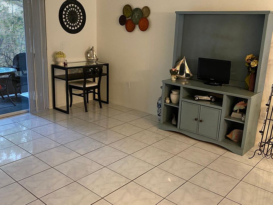 1st image of 2716 Hidden Lake Blvd Unit B
