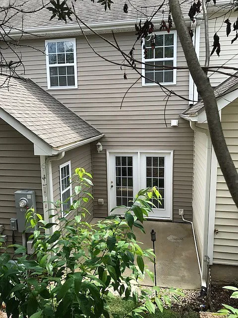 Spacious 3BR, 2.5BA Townhome in Chapel Hill — Photo 2
