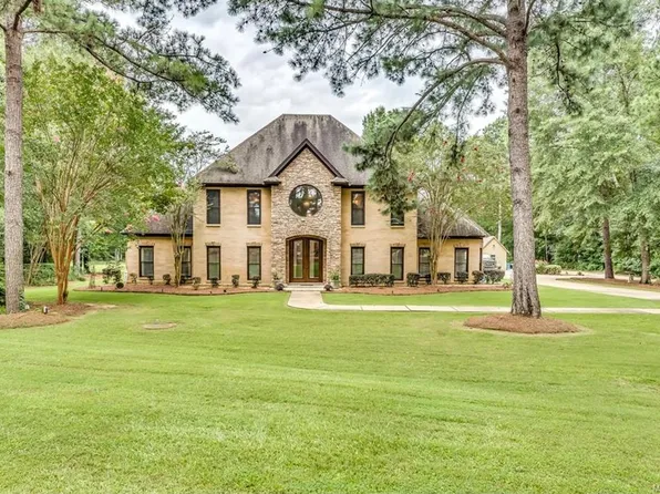 1049 Merrywood Dr, Pike Road, AL 36064