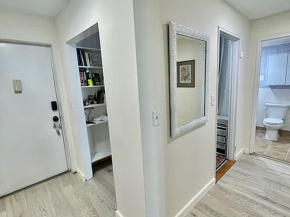 5th image of 308 Meadowside Road APT 101