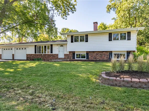 238 Power St, Blue Mound, IL 62513