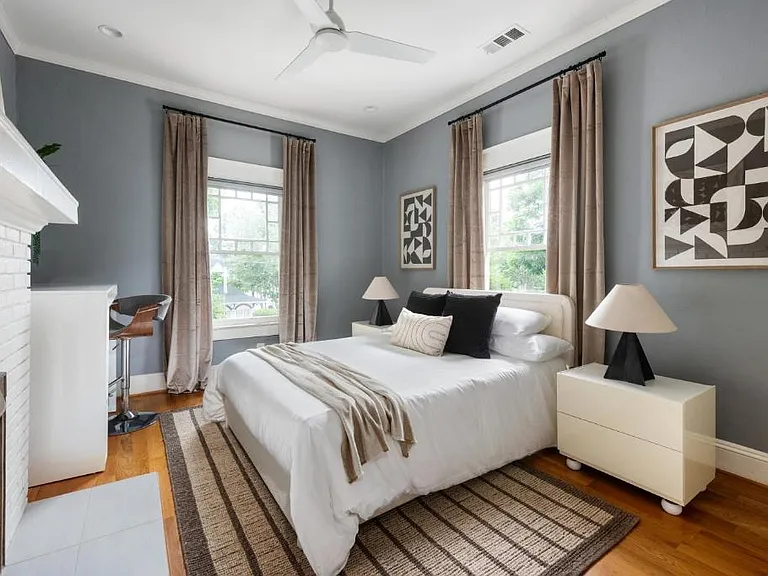 656 Virginia Ave NE — Photo 26