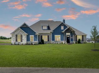 165 Cooper Ln, Van Alstyne, TX 75495