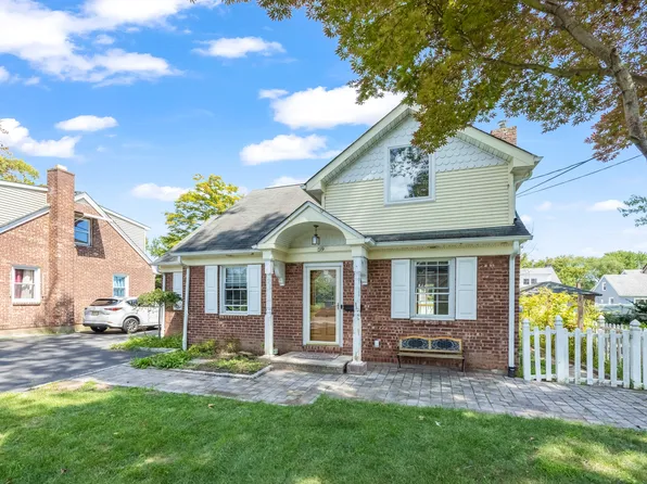 59 Colonial Pkwy, Dumont, NJ 07628