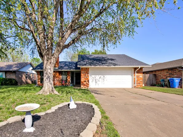 201 S Texoma Dr, Enid, OK 73703