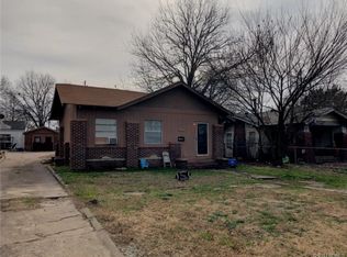 905 E 15th St, Ada, OK 74820