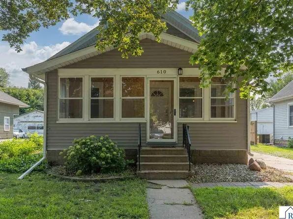 610 Lyndale St, North Mankato, MN 56003