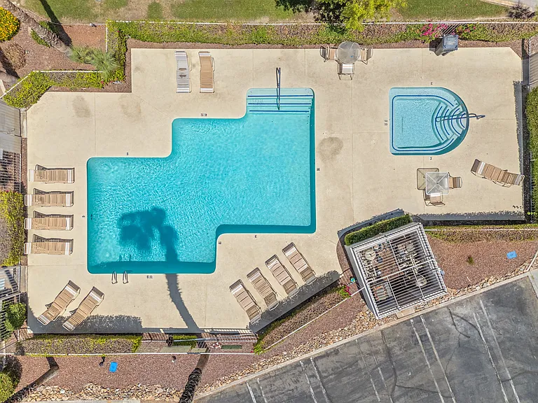 505 S Farrell Dr #D20 — Photo 34
