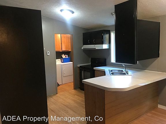 3rd image of 8140 Pheasant Dr