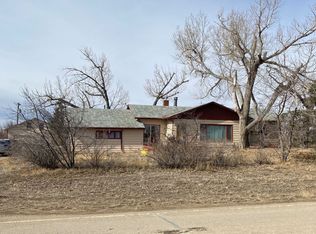 220 1st Ave, Gildford, MT 59525