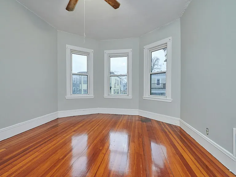 10 Lafield St #3 — Photo 10