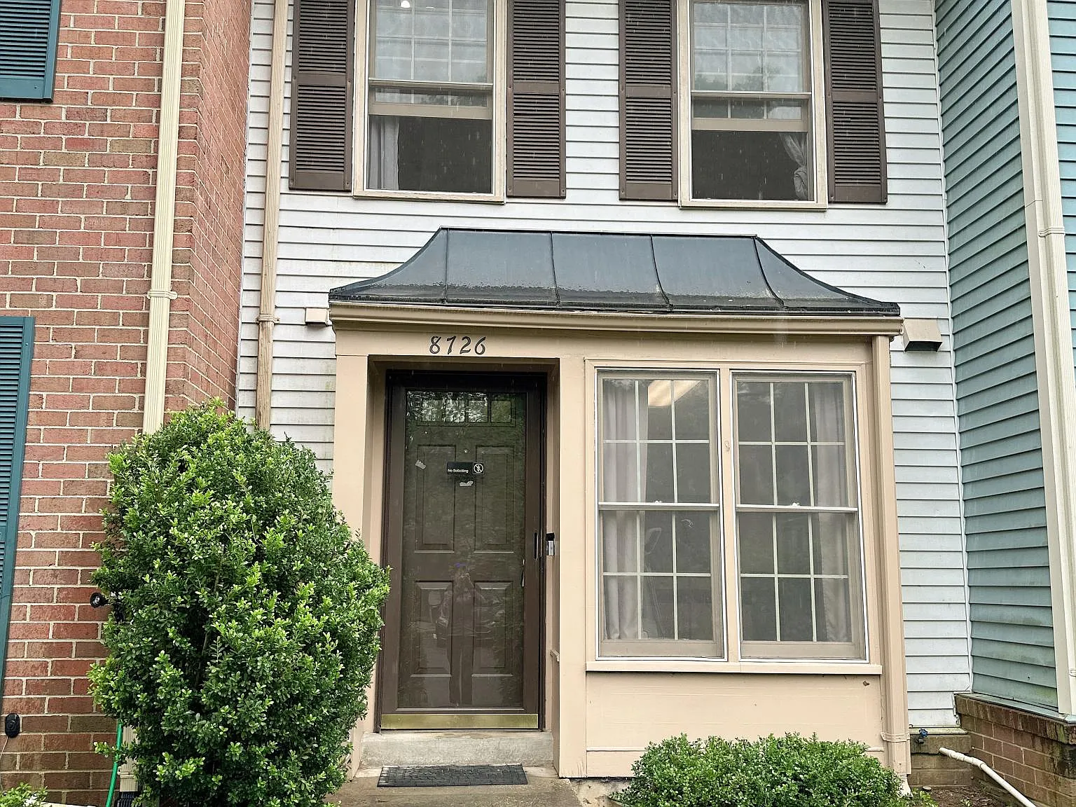 3 bed, 3.5 bath, 1320 sqft, $2,550 — Photo 2