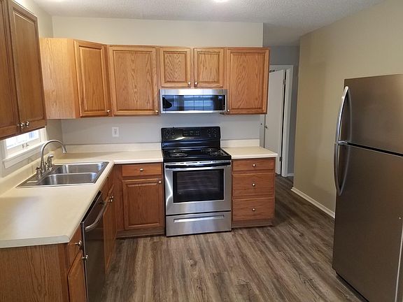 Freshly redone Kitchen with Stainless Steel Appliances, new flooring.
