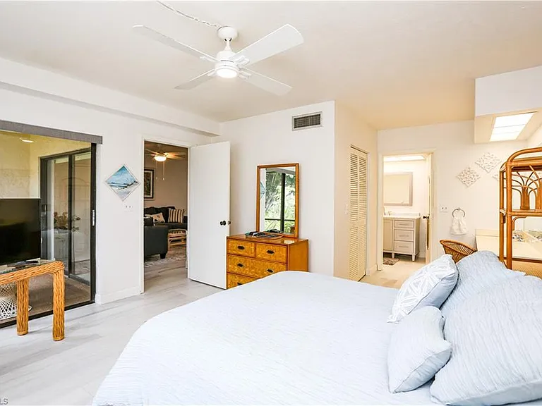 1765 Courtyard Way #C-104 — Photo 41