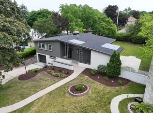 10063 W Grantosa DRIVE, Milwaukee, WI 53222