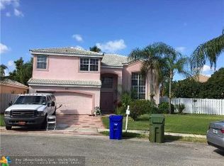 984 SW 101st Way, Pembroke Pines, FL 33025