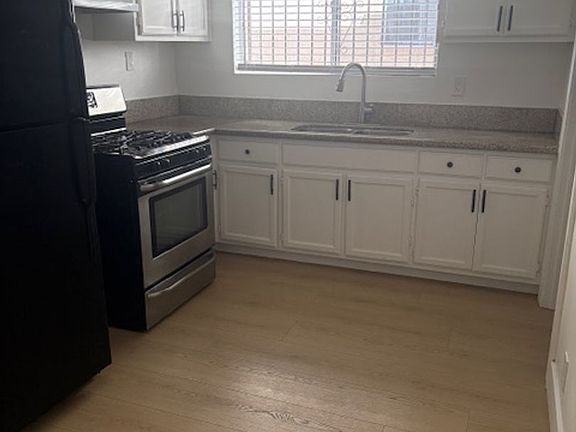 4th image of 808-812 N Fickett St #422CA4933