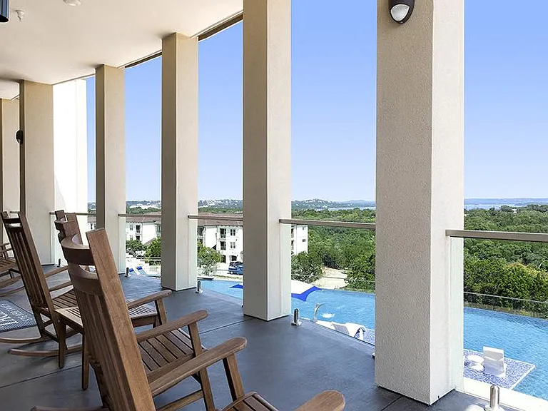 Tacara Steiner Ranch — Photo 3