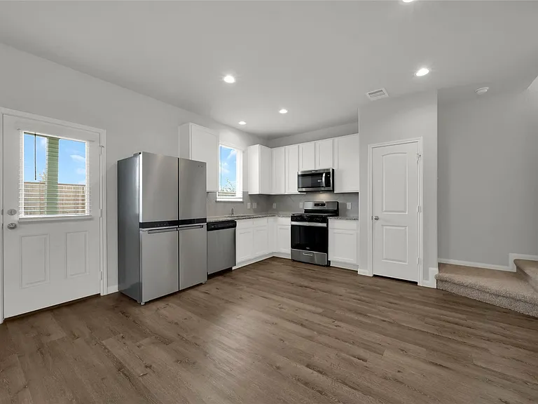 2542 Steelhead Dr — Photo 5