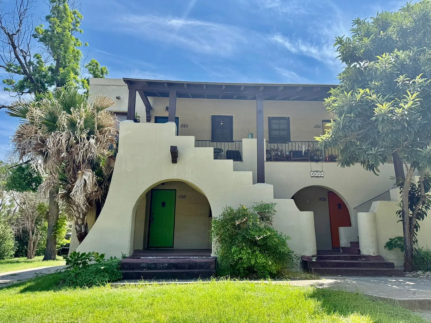 For Rent! — Photo 1